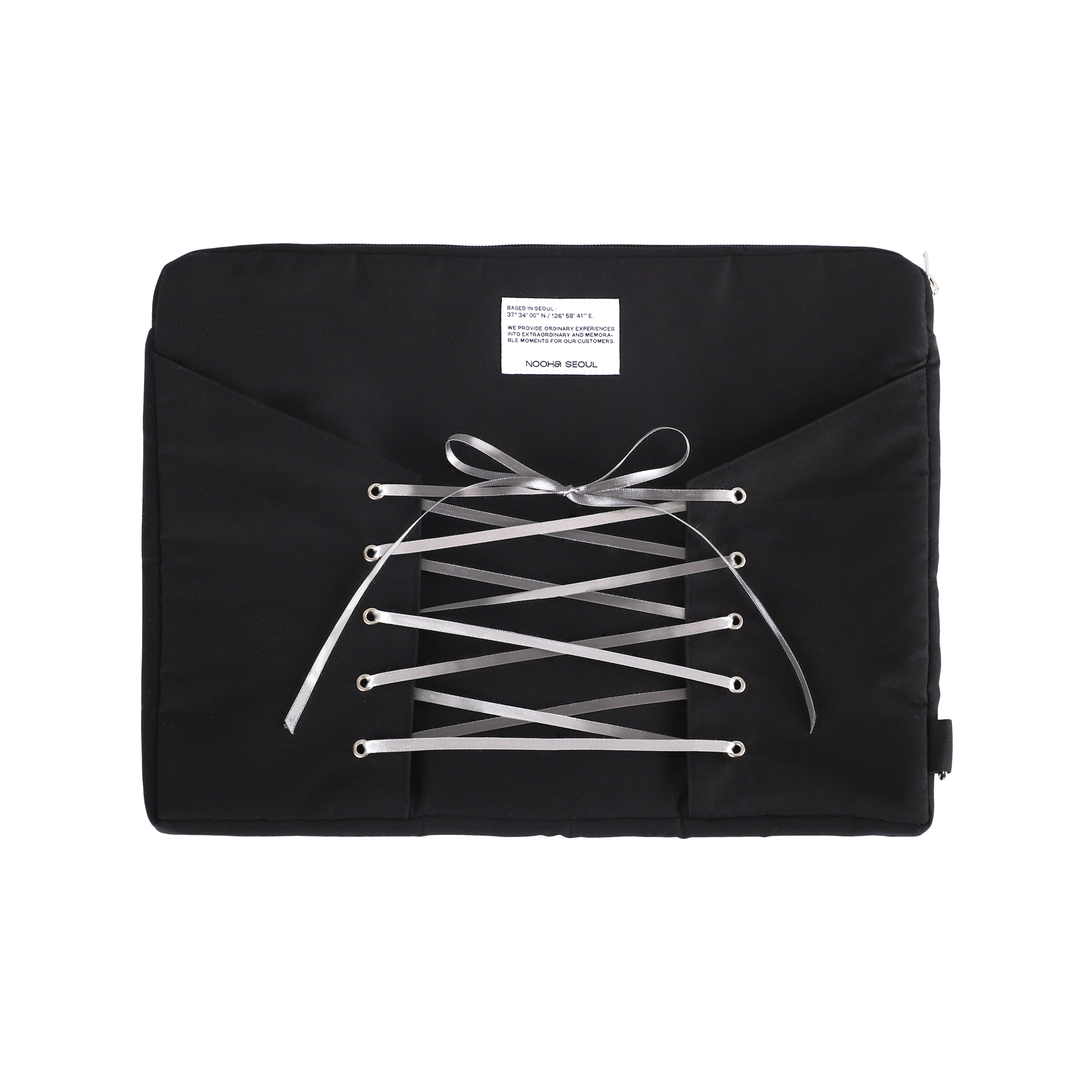 누하 서울 Eyelet Strap Laptop Pouch_Black - 위시버킷