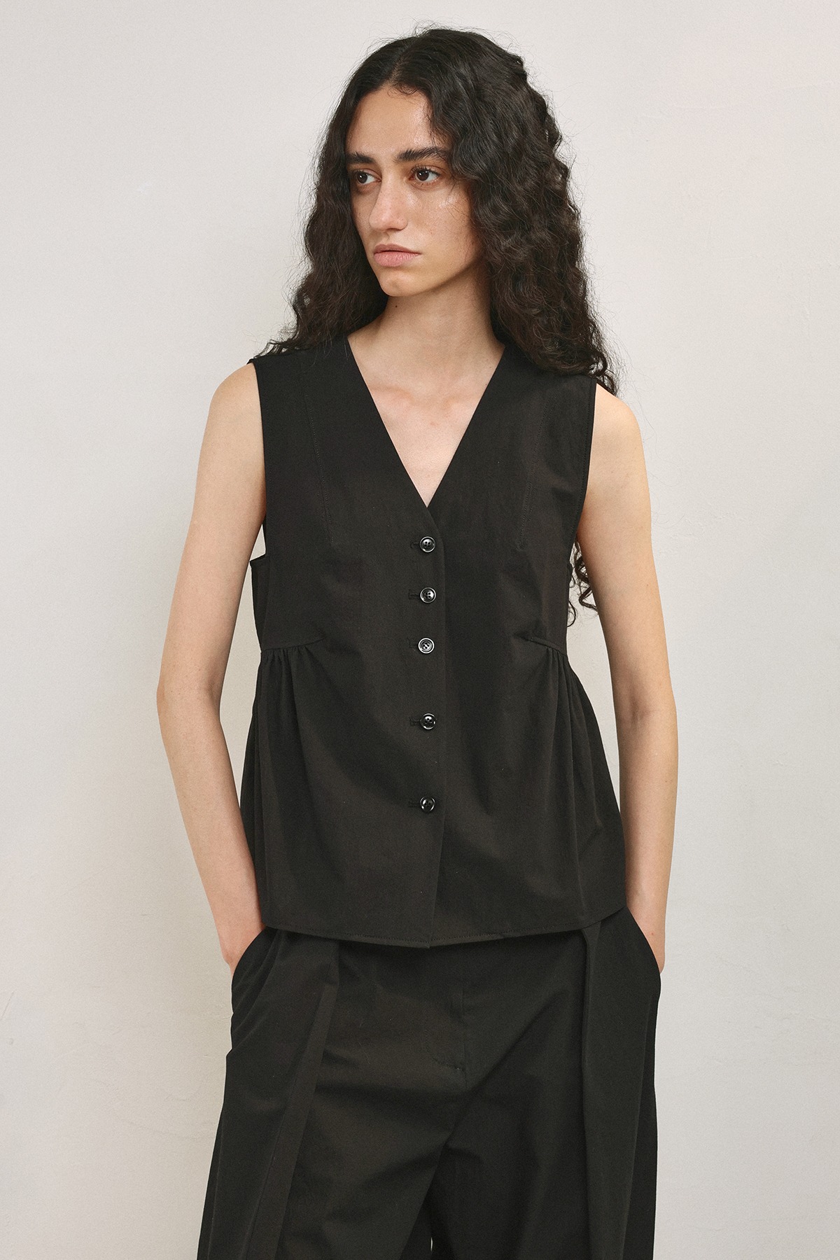 Y's Shirred Asymmetrical Vest
