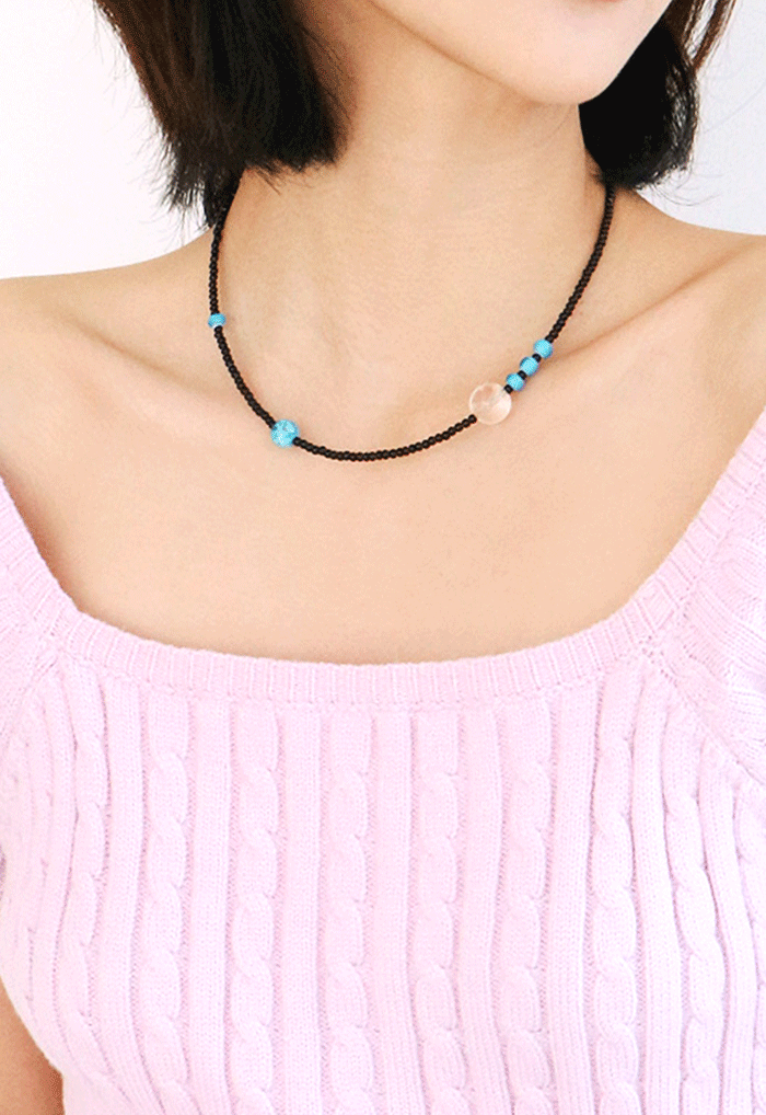 crystal-gemstone-necklace