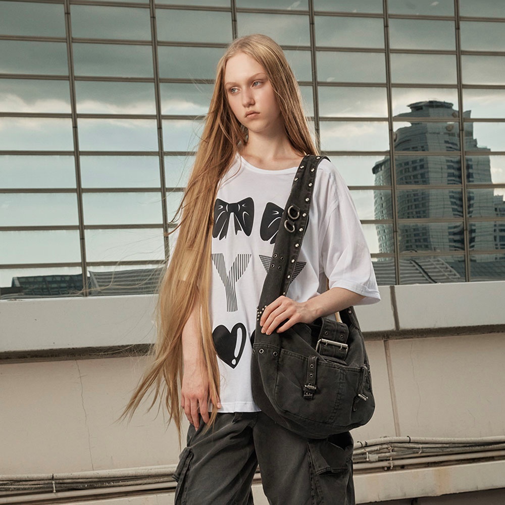Open yy studs messenger bag チャコール