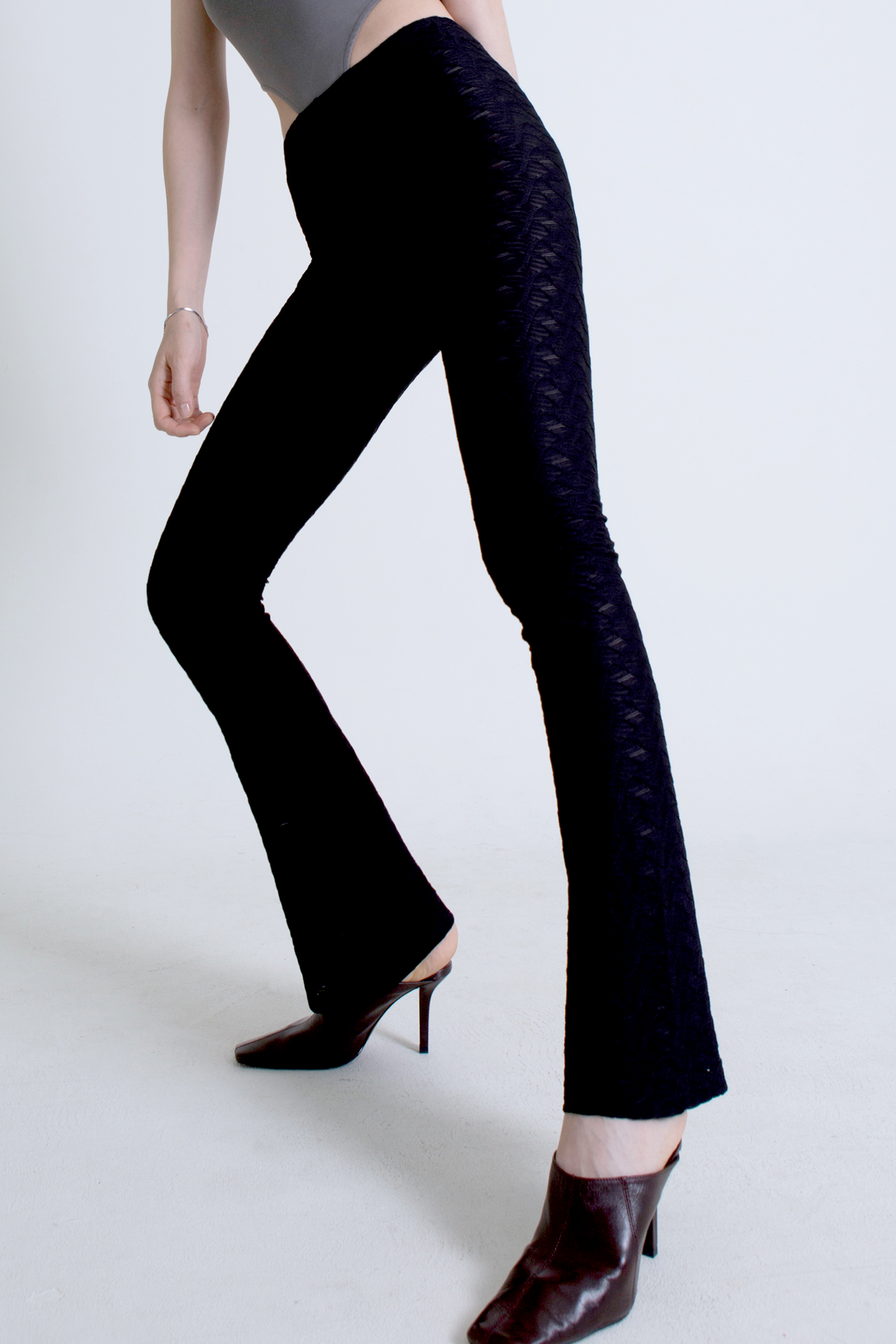 어세이 [4차재입고] WRINKLE BELL BOTTOM PANTS [BLACK] - 위시버킷
