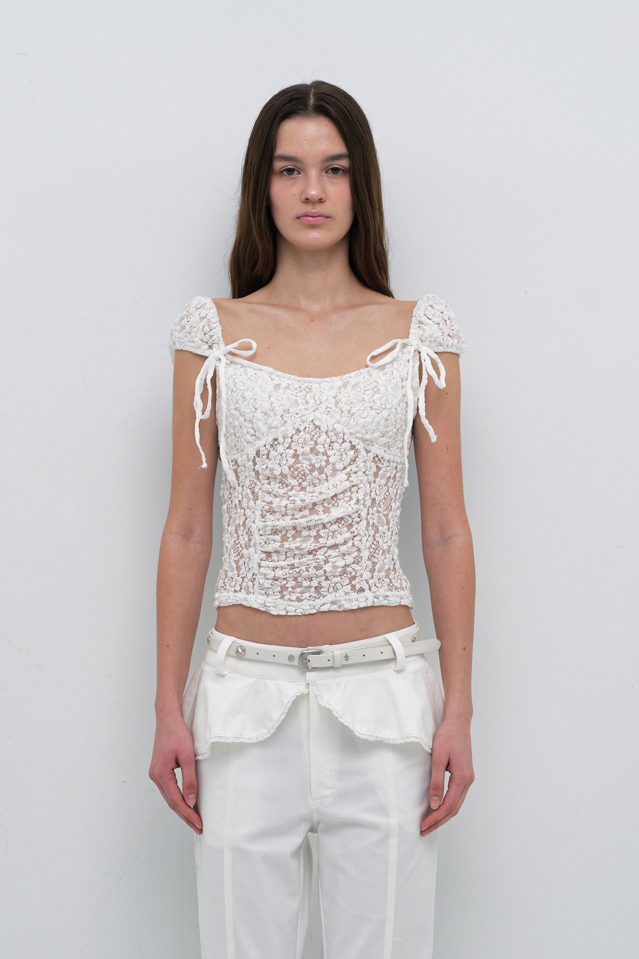 세릭 LACE CREASE SHIRRING HALF TOP / WHITE - 위시버킷