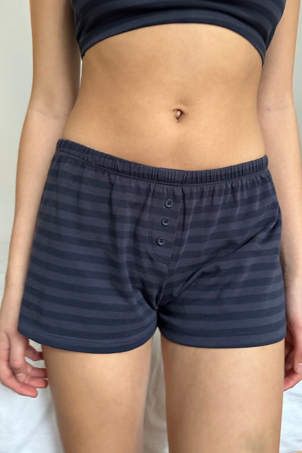 KENDRA SHORT NAVY STRIPE main image 0