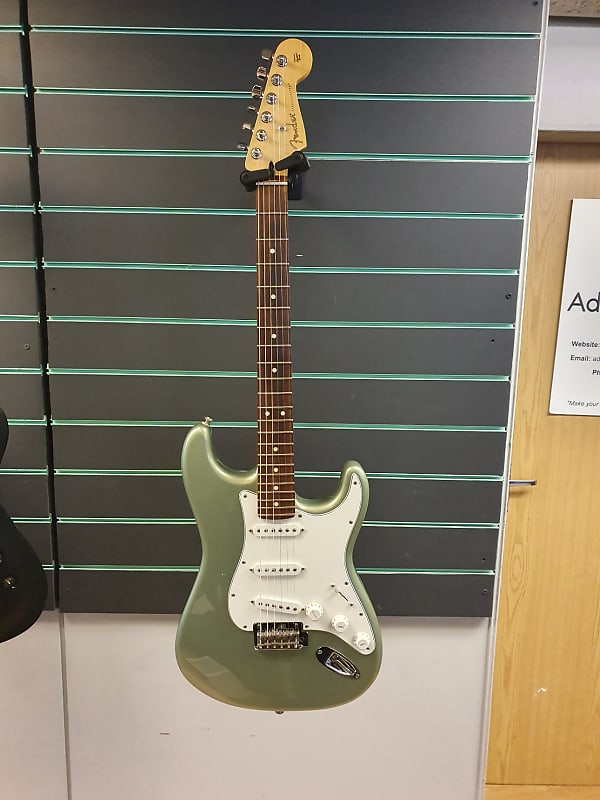 펜더 Fender Player Stratocaster 2018 Sage Green Metallic Electric