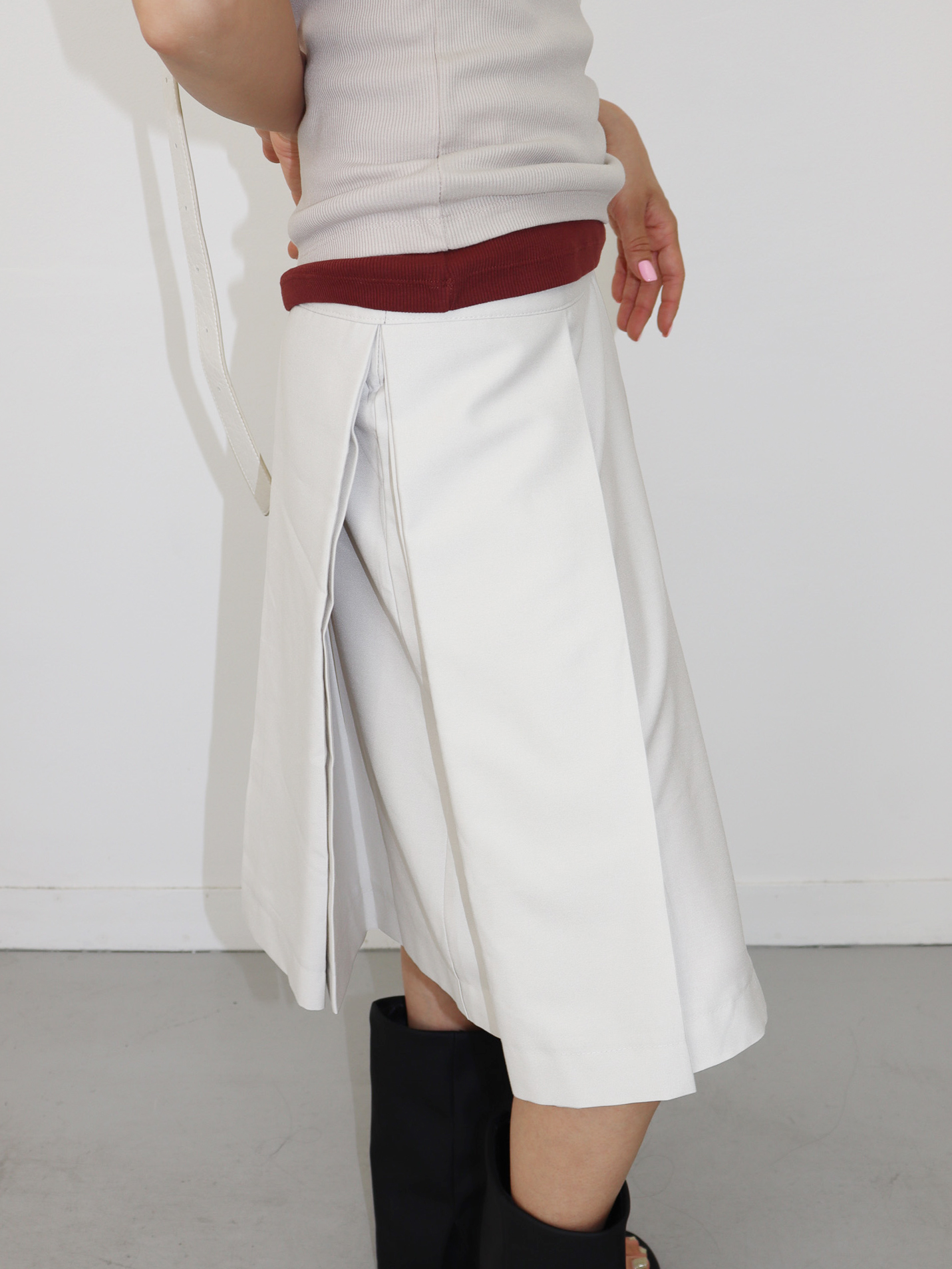 랩쳐 INCONSTANT SKIRT (2COLOR) - 위시버킷