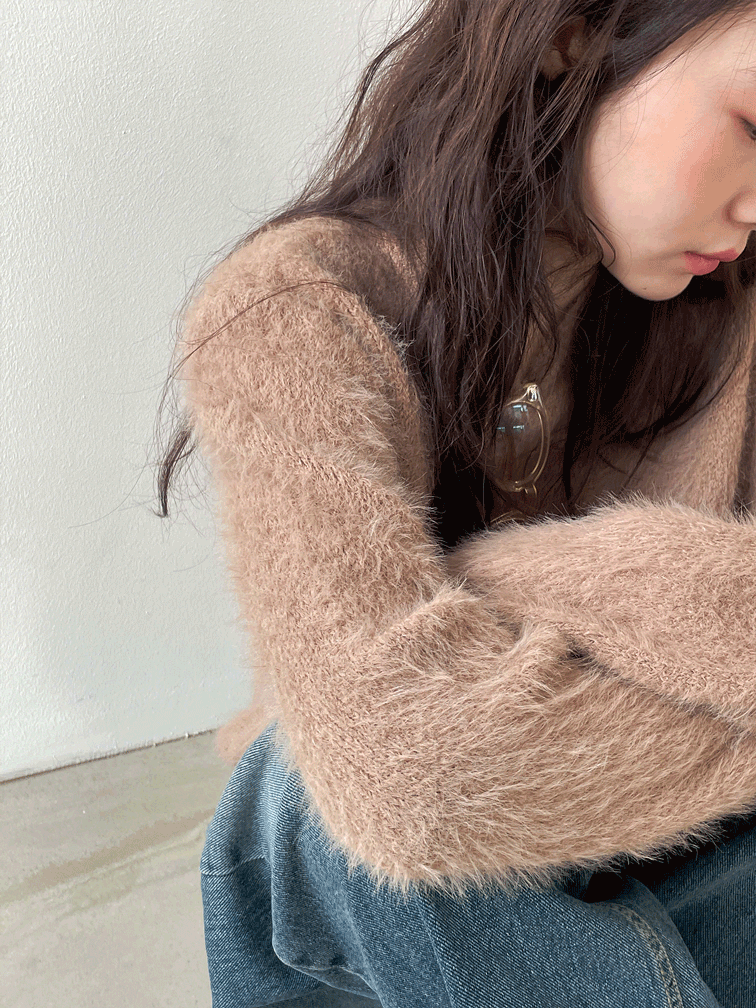 김아홉 cup brush hair knit 위시버킷