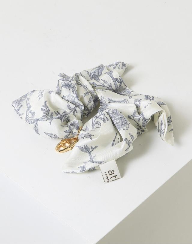 아떼 바네사브루노 [TOILE DE JOUY] 블루 실크 헤어슈슈 - 위시버킷