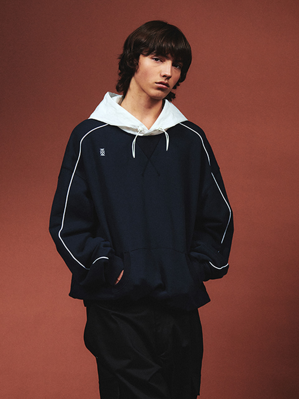 기준 ALVY Hoodie Navy White - 위시버킷