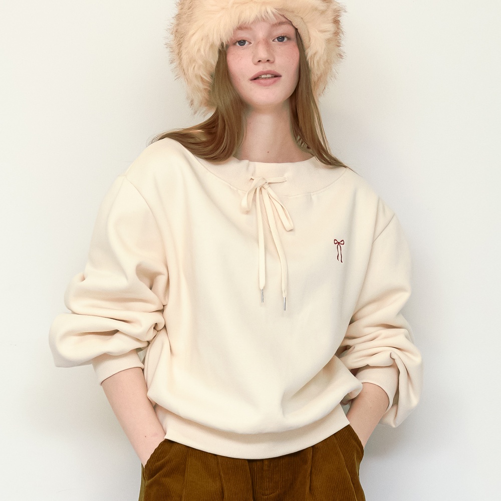 론론 HEART RIBBON NECK STRING SWEATSHIRTS CREAM - 위시버킷