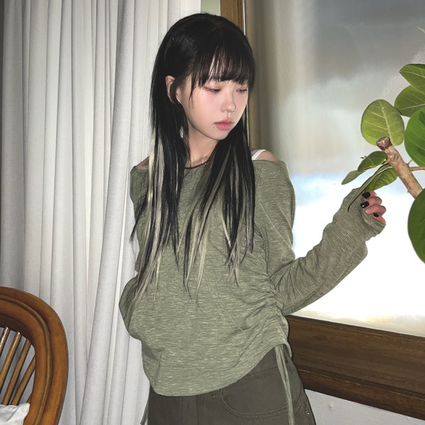 도우치도우치 sinoha shirring off shoulder hoodie t - 위시버킷