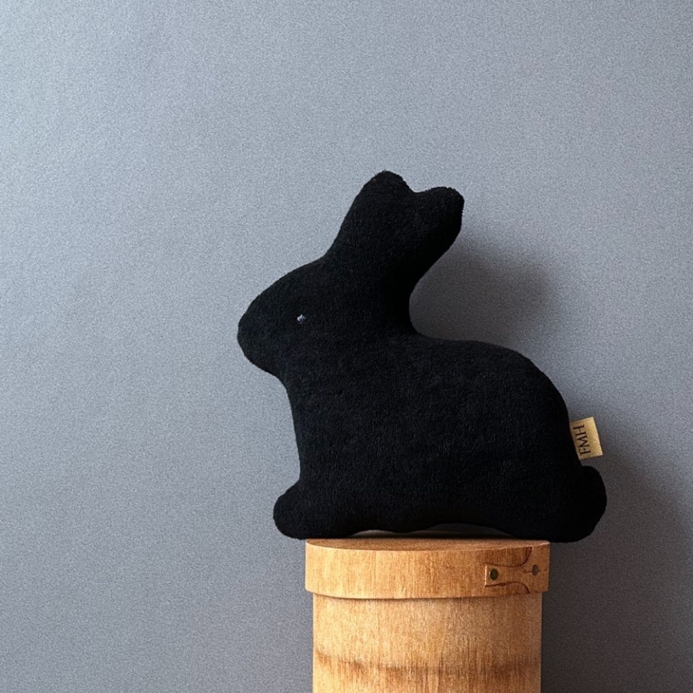 에프엠에이치 Mini Rabbit Cushion Cushion_Black - 위시버킷