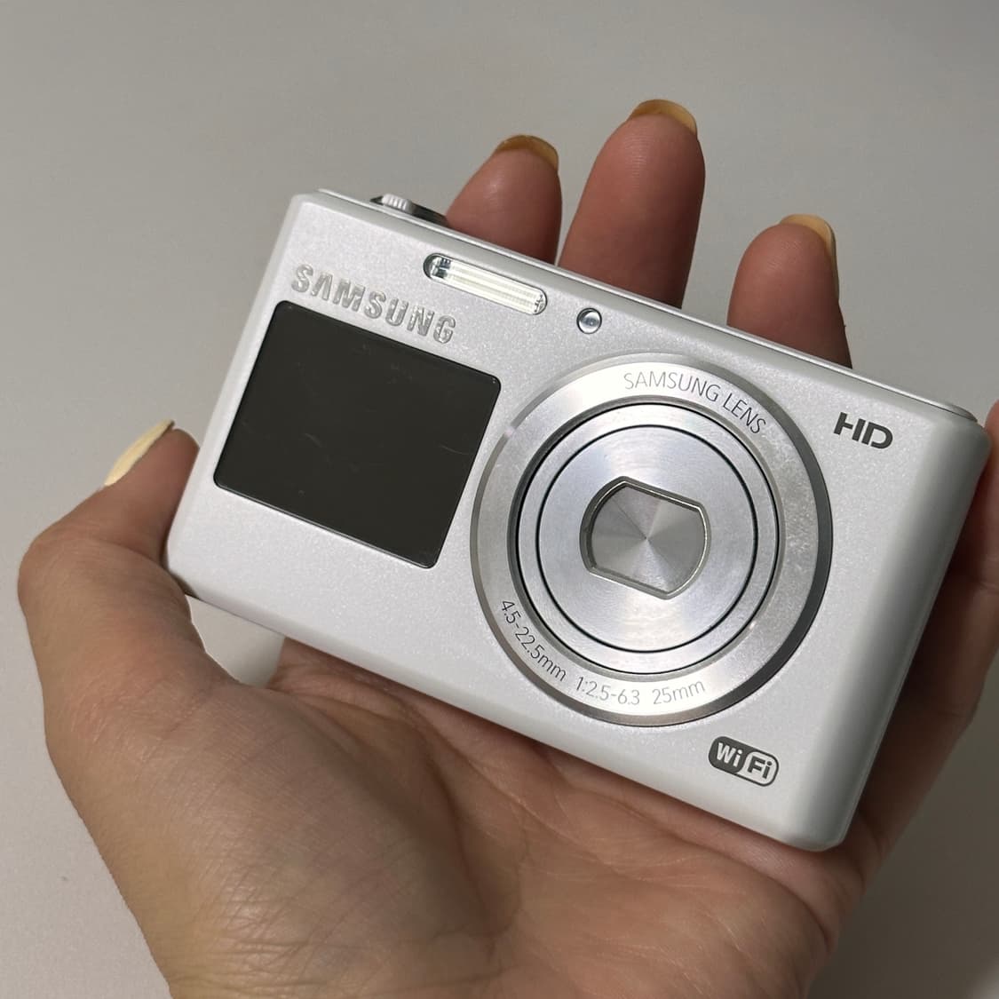 삼성 DV150F(한효주 디카로 불리는 모델) 상품 이미지