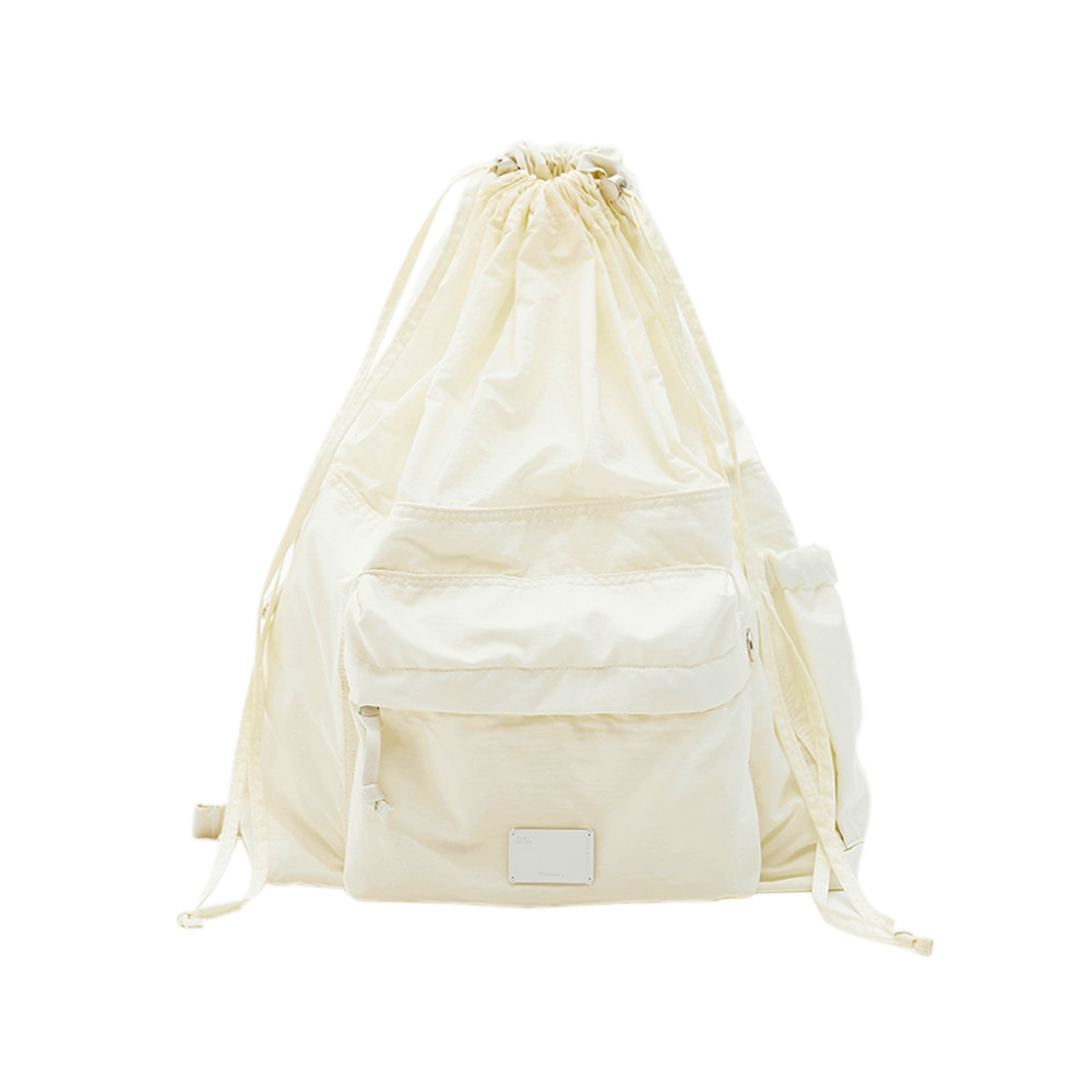 페넥 FENNEC DRAWSTRING BACKPACK - WHITE - 위시버킷