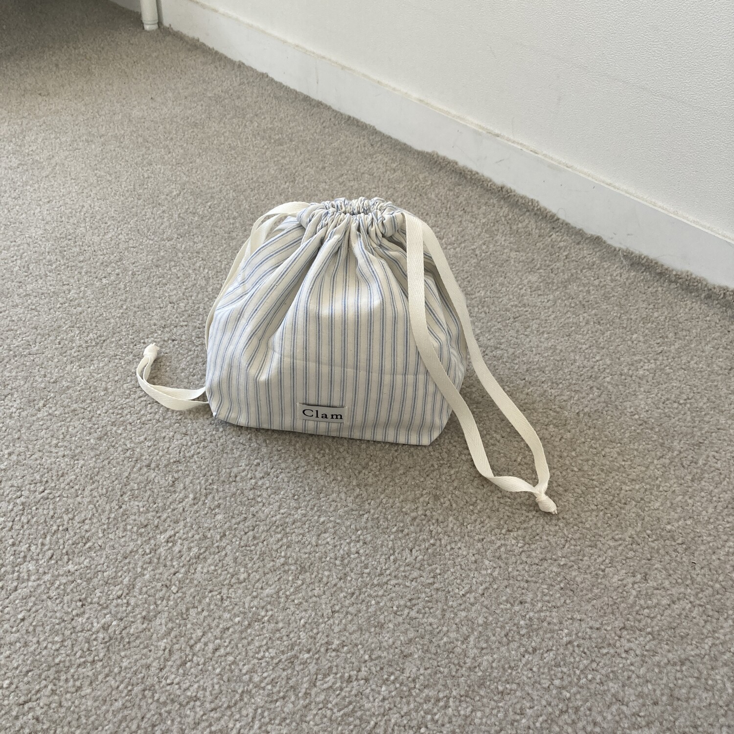 클램 Clam string pouch _ Blue stripe - 위시버킷