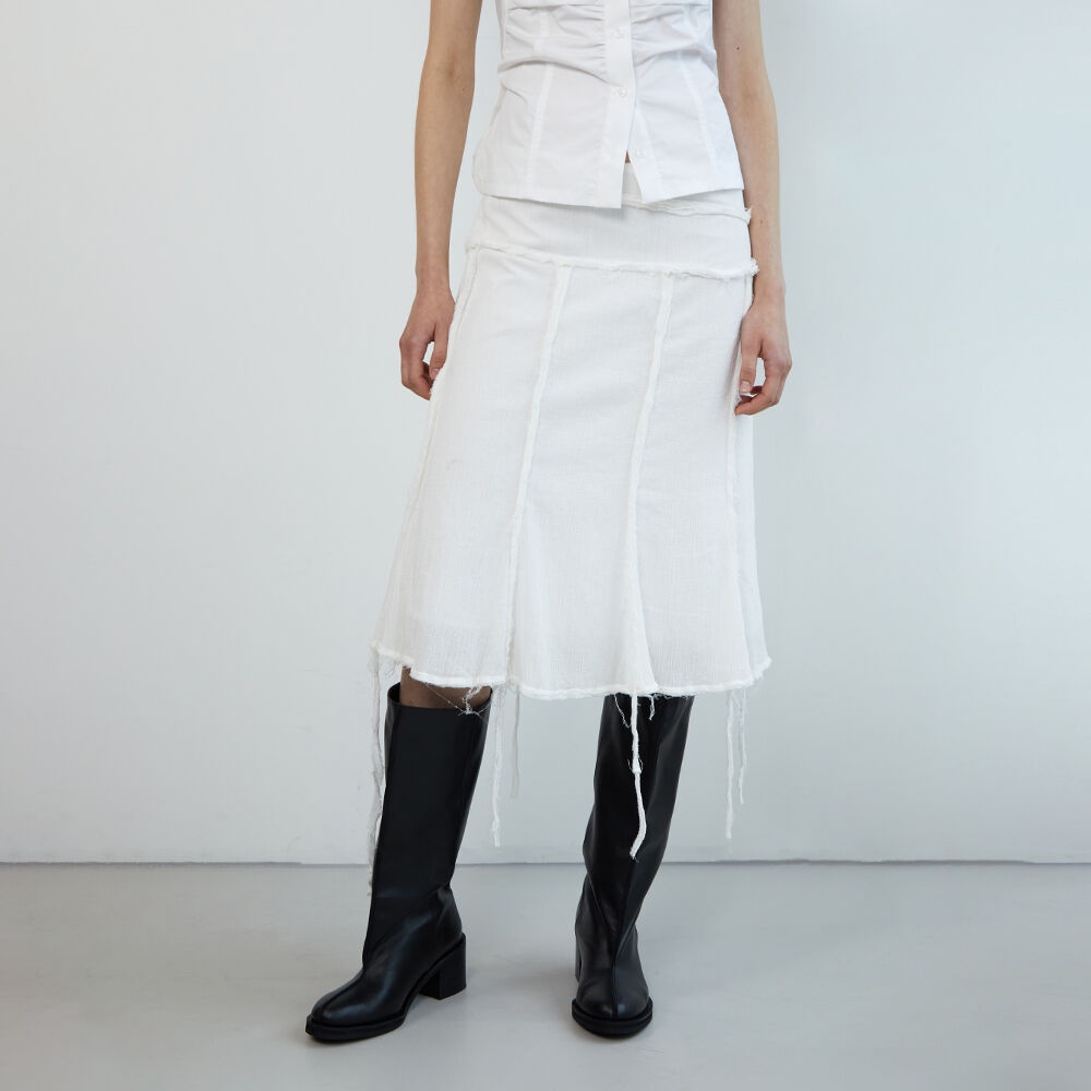 로우클래식 RAW CUT SKIRT_WHITE_LOW24RM_SK030WH - 위시버킷