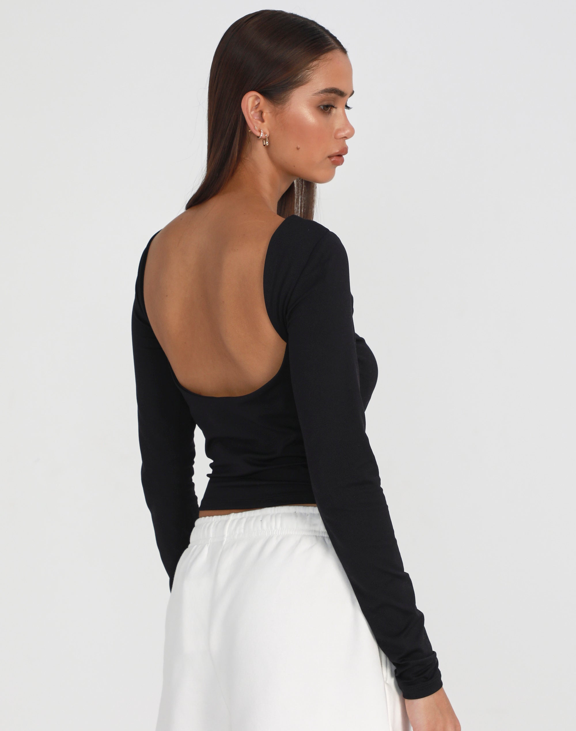 Long hotsell sleeve backless